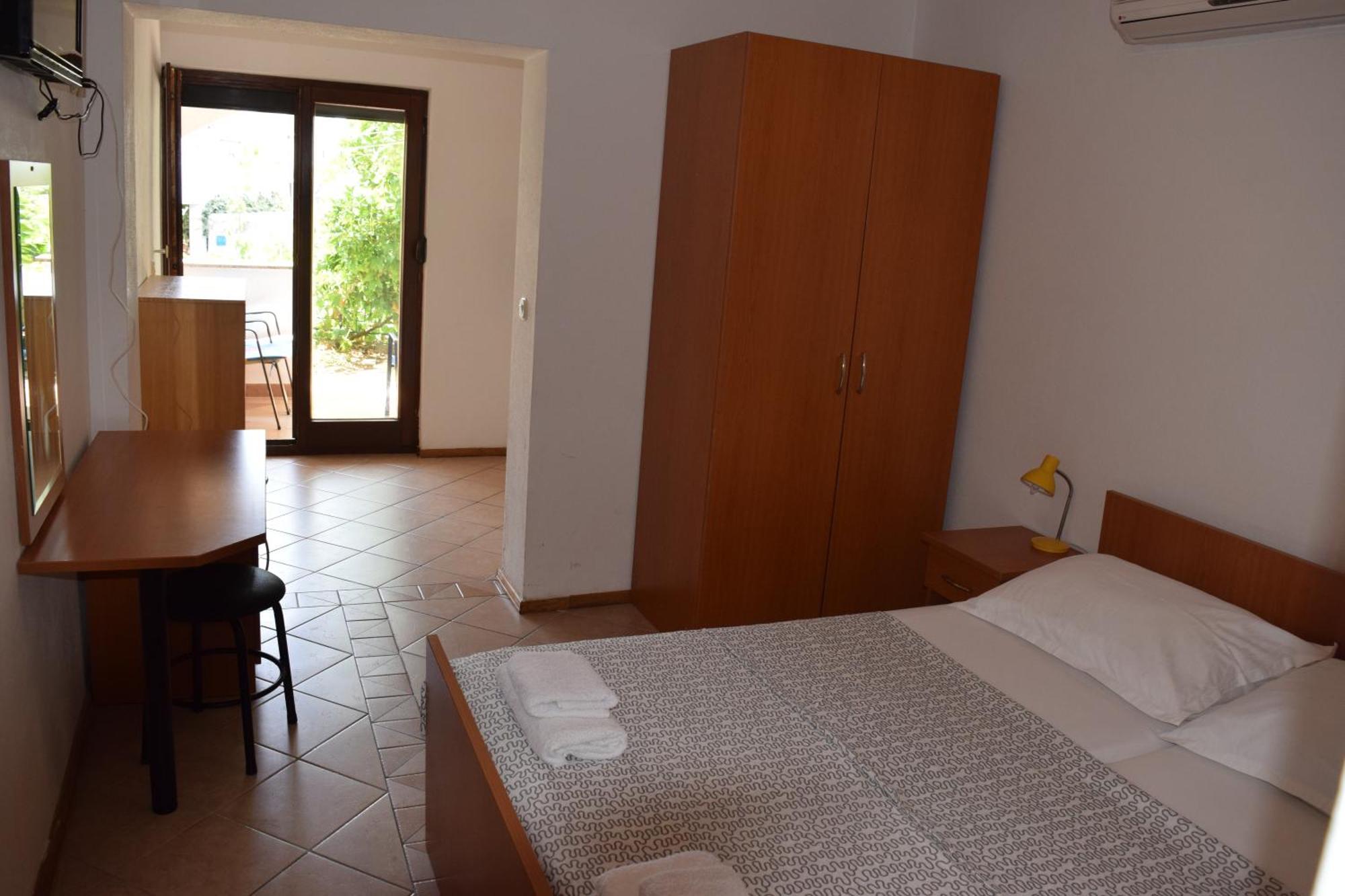 Apartments Juric Baska Voda Room photo
