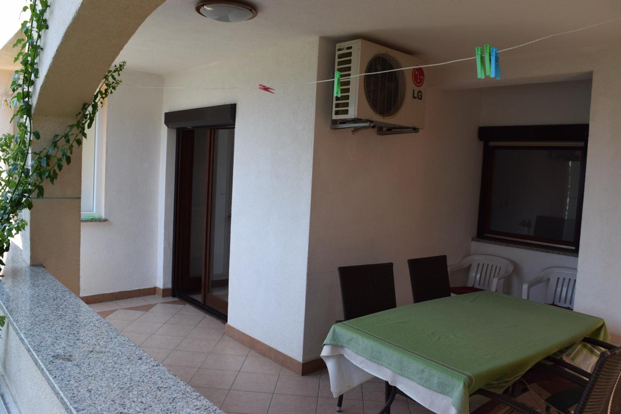 Apartments Juric Baska Voda Room photo
