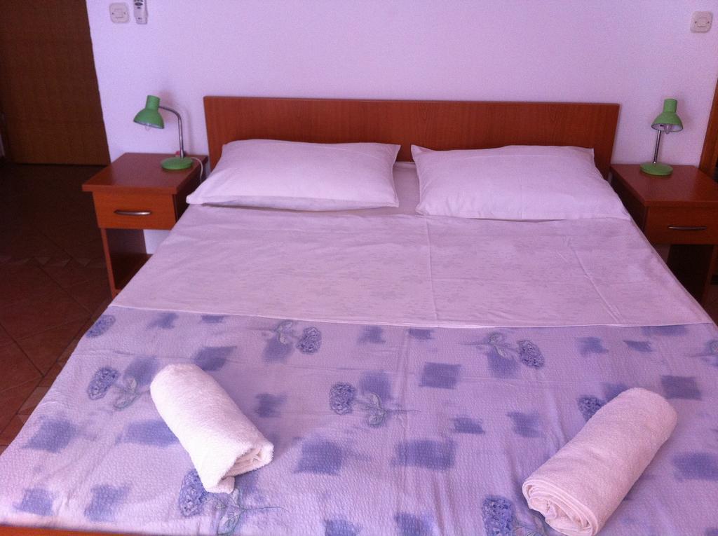 Apartments Juric Baska Voda Room photo