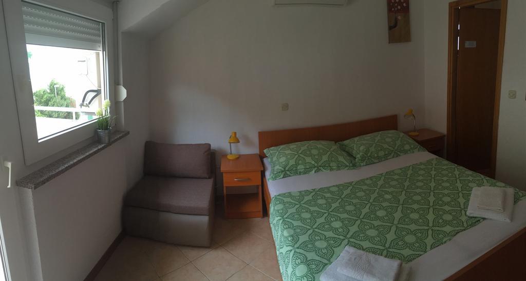 Apartments Juric Baska Voda Exterior photo