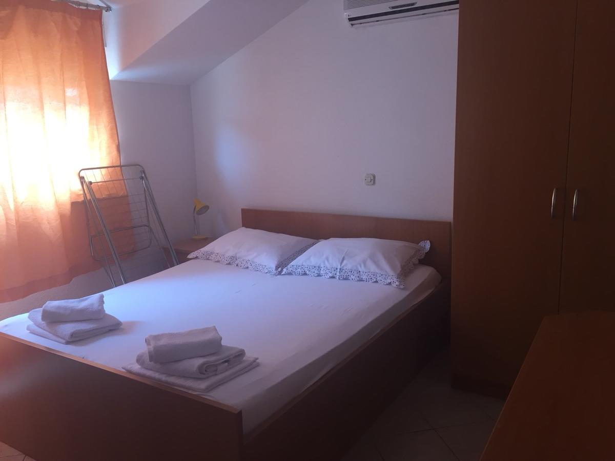 Apartments Juric Baska Voda Exterior photo
