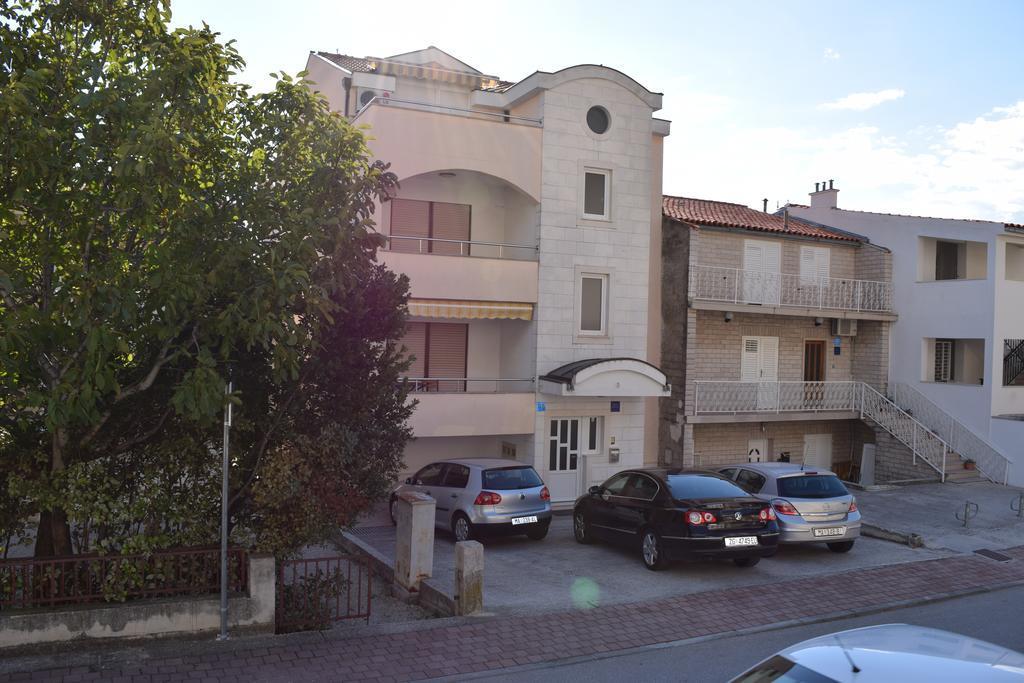 Apartments Juric Baska Voda Exterior photo